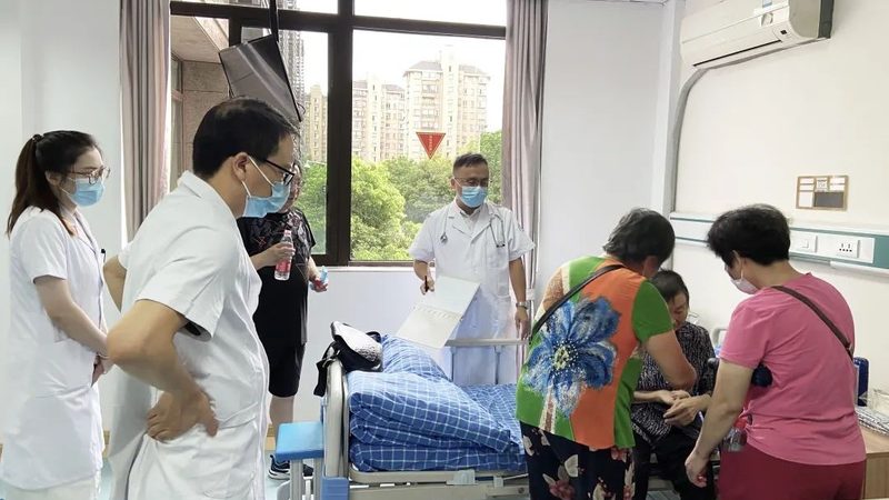 小型医养结合机构加盟，如何把握关键要素？**