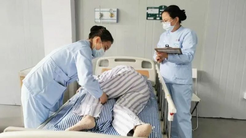 护工与保姆证书要求：揭秘养老护理行业的资质门槛**
